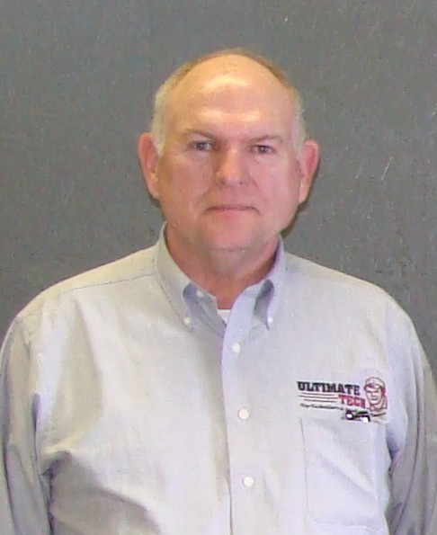 david ratliff with uta shirt on